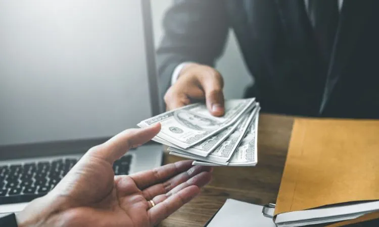 Karadeniz Dış Ticaret | HTM ve MÜHLEN Ofis Makineleri | Sahte Para Tespit Makinesi İle Güvenli Alım-Satım