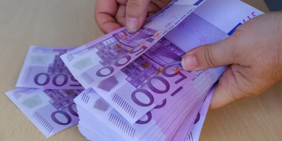 Karadeniz Dış Ticaret | HTM ve MÜHLEN Ofis Makineleri | Gerçek 500 Euro Nasıl Anlaşılır?