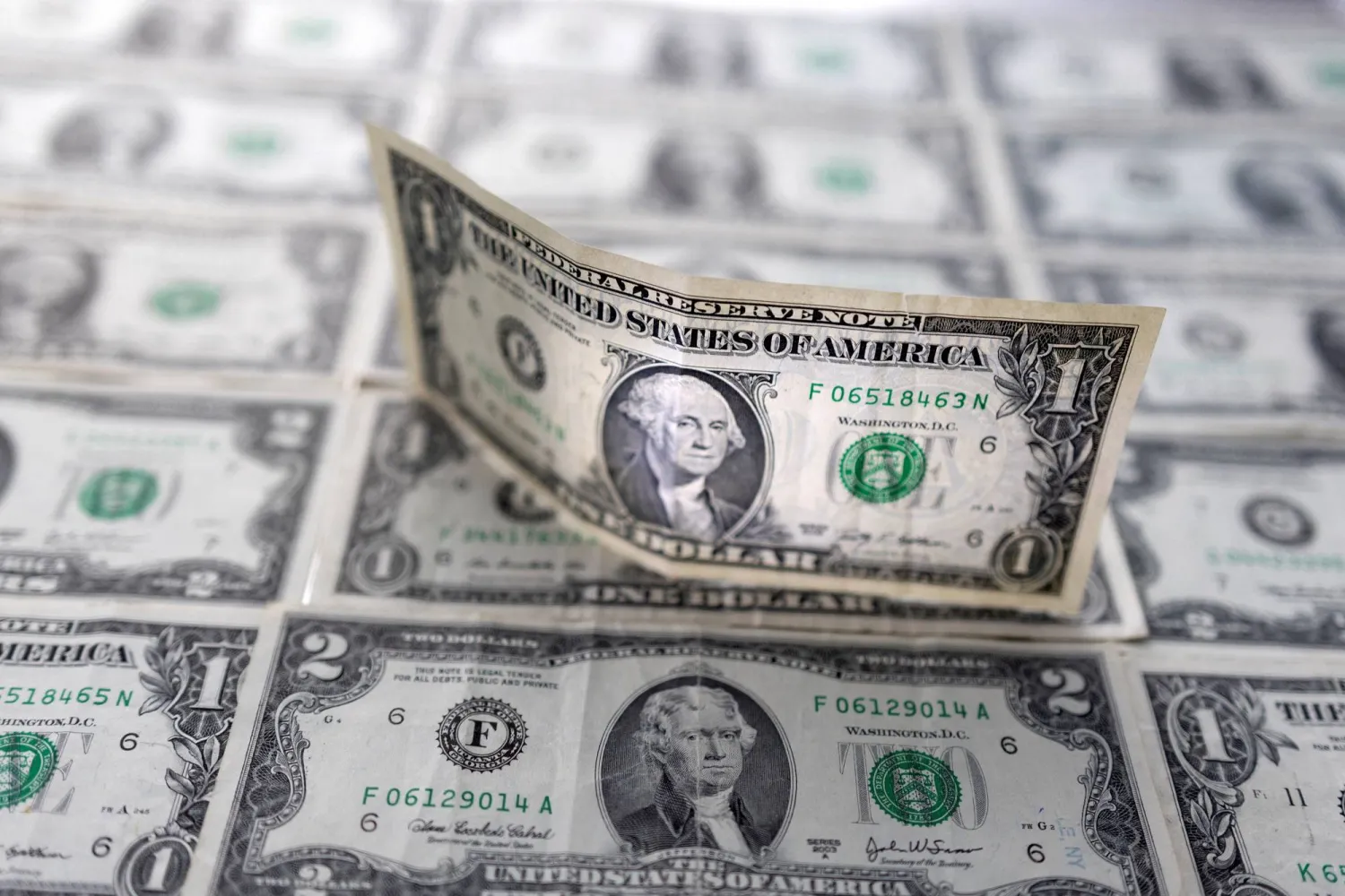 Karadeniz Dış Ticaret | HTM ve MÜHLEN Ofis Makineleri | 1 Dolar Sahtesi Nasıl Anlaşılır?